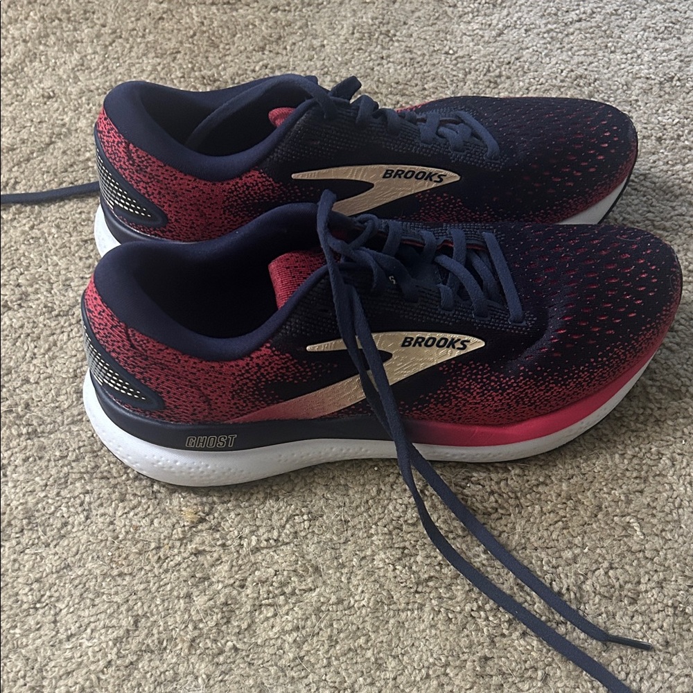 Brooks Women's Athletic Shoes - Dark Blue and Pink